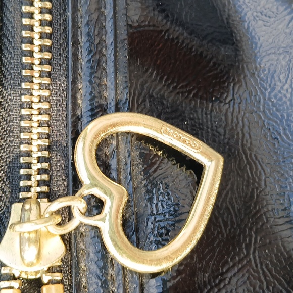 Coach - Picture 3 of 11